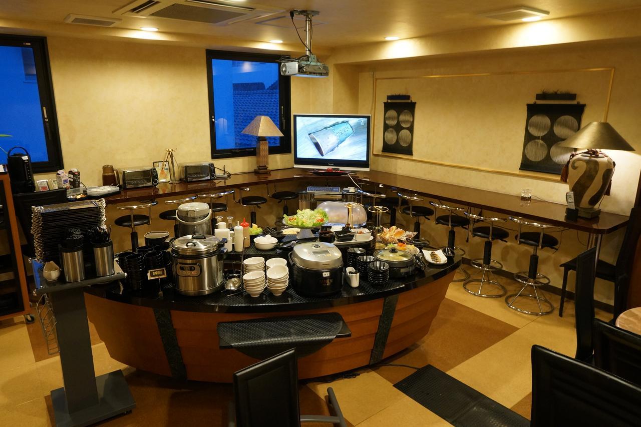 Hotel Satellite Satsumasendai Екстер'єр фото